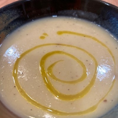 Roasted Garlic and Potato&nbsp;Soup